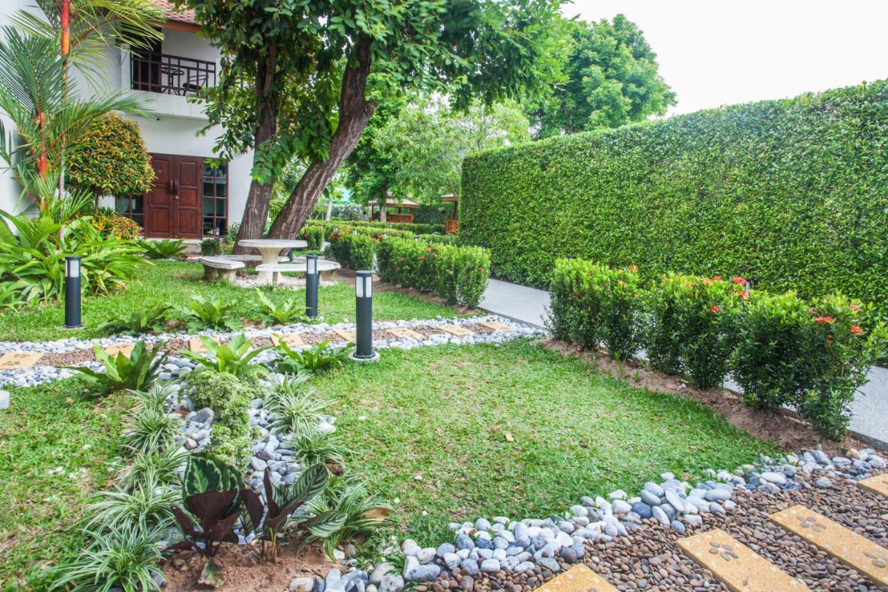 Achawalai Residence Village By Song Jomtien Beach Dış mekan fotoğraf